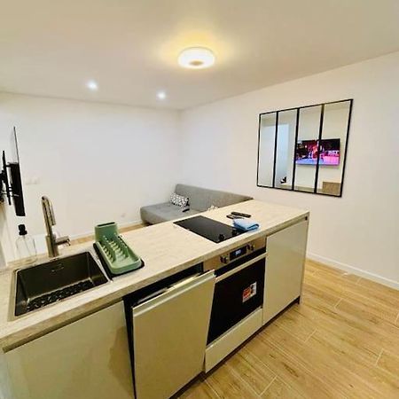 Joli Appartement Renove Incluant Parking A 10 Min De Paris Nanterre Exterior photo
